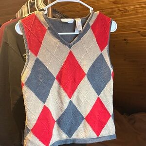 Liz Claiborne Petite Argyle Sweater Vest in Red, Gray, Ivory
